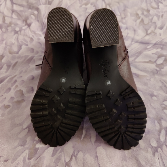 Style and Co., Heeled boots, burgundy purplish color, size:8 - Picture 8 of 8